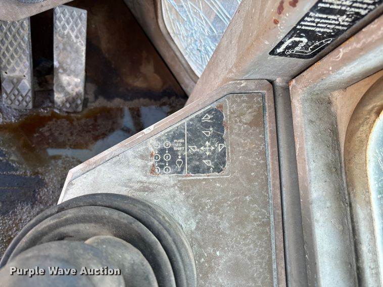 image for item FB3280 1993 John Deere 544G wheel loader