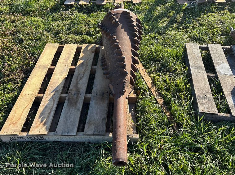 image for item FB3283 18