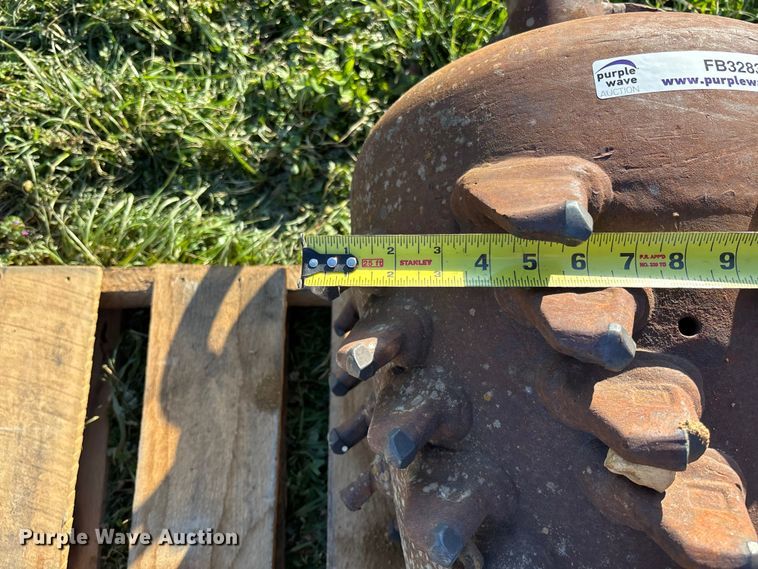 image for item FB3283 18