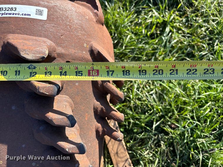 image for item FB3283 18