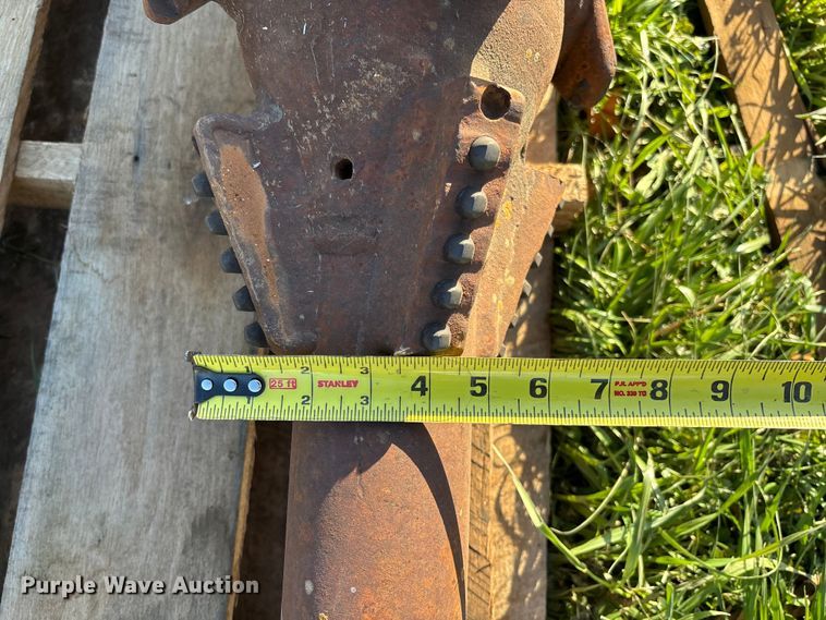 image for item FB3283 18