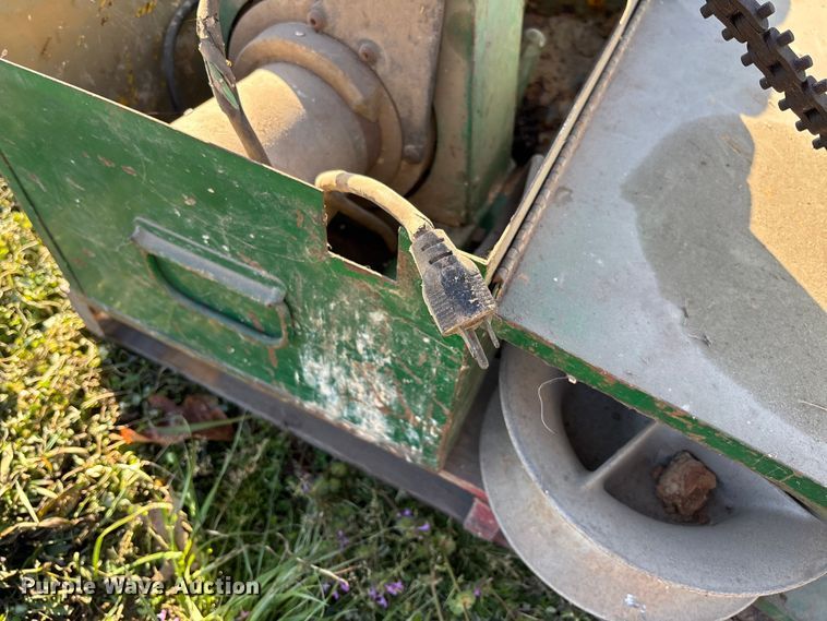 image for item FB3285 (2) Greenlee cable pullers