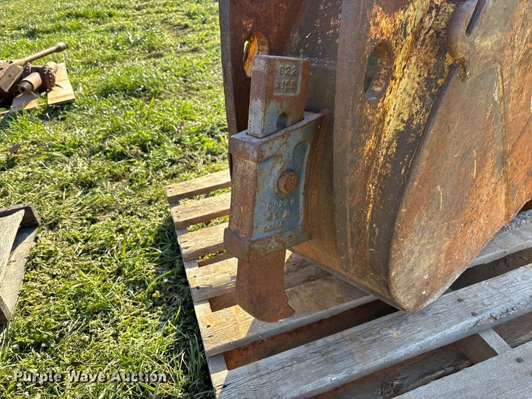 image for item FB3286 18