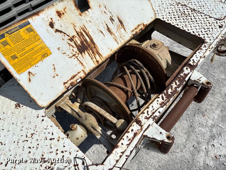 image for item FB3287 2003 Freightliner FL80 digger derrick truck