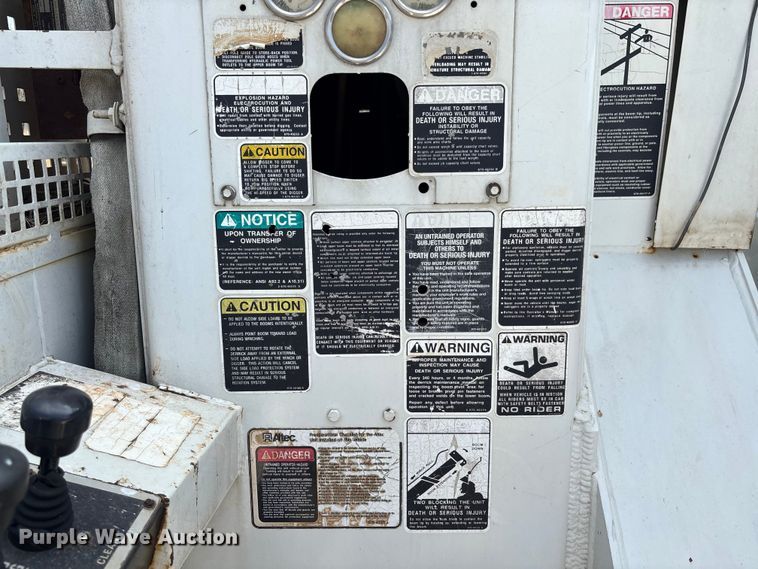 image for item FB3287 2003 Freightliner FL80 digger derrick truck