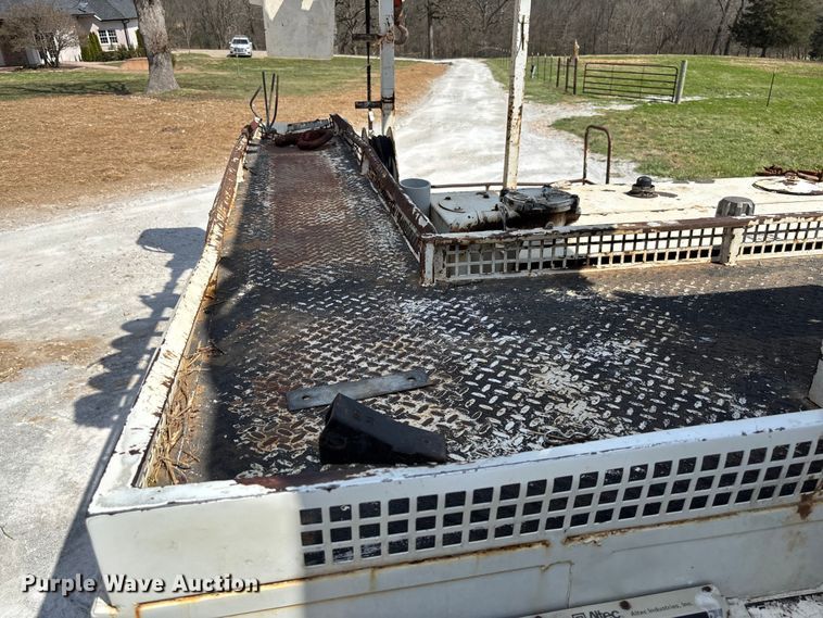 image for item FB3287 2003 Freightliner FL80 digger derrick truck