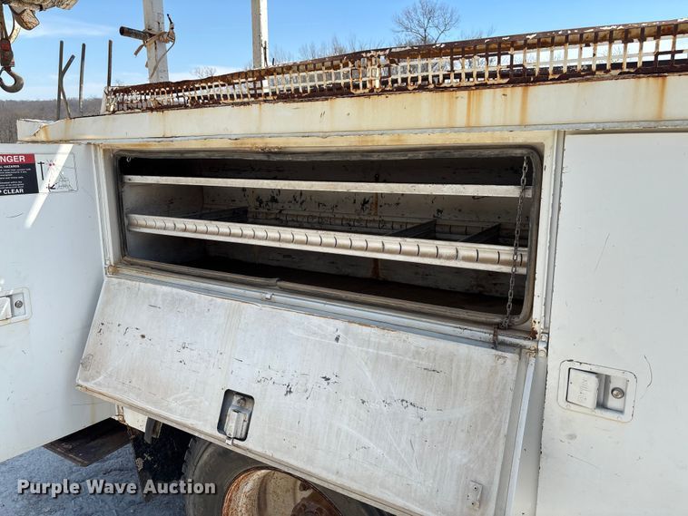 image for item FB3287 2003 Freightliner FL80 digger derrick truck