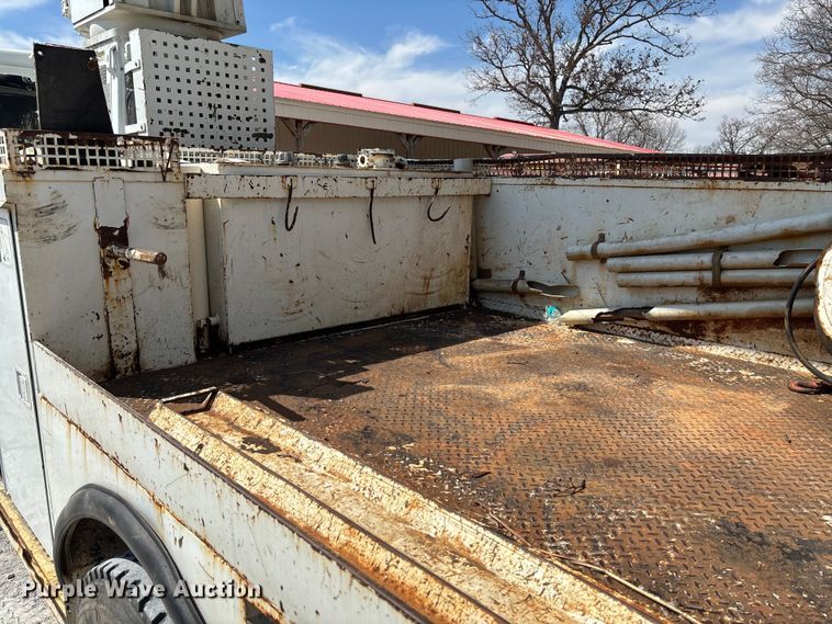 image for item FB3287 2003 Freightliner FL80 digger derrick truck