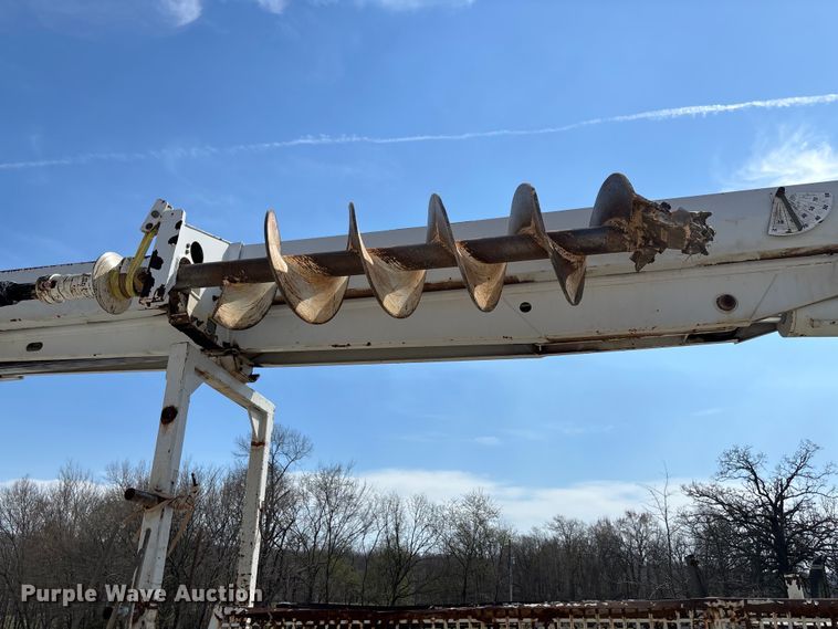 image for item FB3287 2003 Freightliner FL80 digger derrick truck