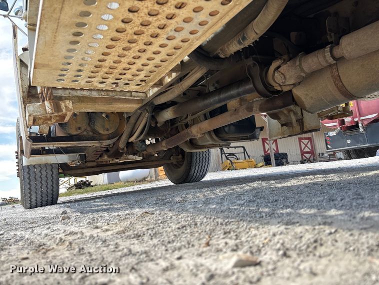 image for item FB3287 2003 Freightliner FL80 digger derrick truck