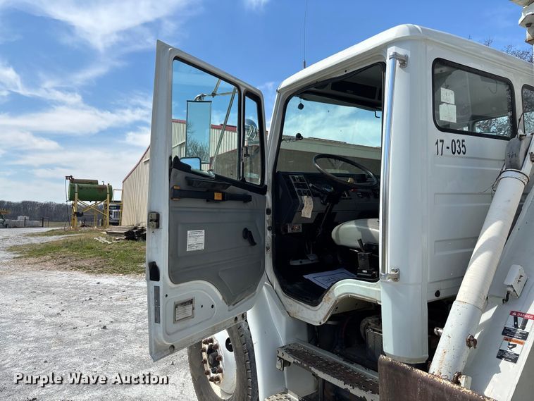image for item FB3287 2003 Freightliner FL80 digger derrick truck