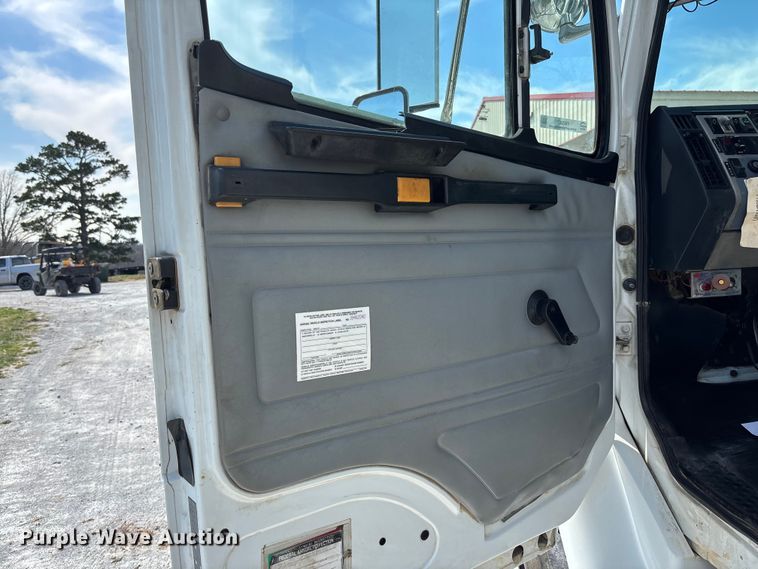 image for item FB3287 2003 Freightliner FL80 digger derrick truck