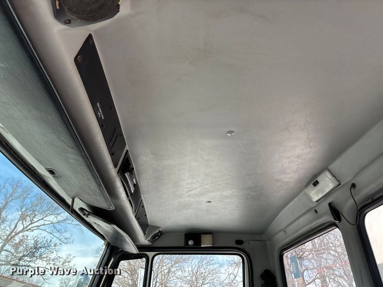 image for item FB3287 2003 Freightliner FL80 digger derrick truck