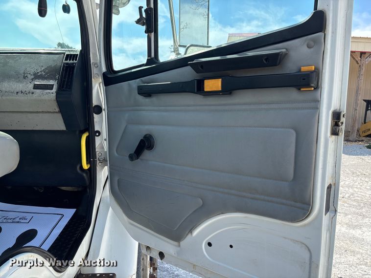 image for item FB3287 2003 Freightliner FL80 digger derrick truck