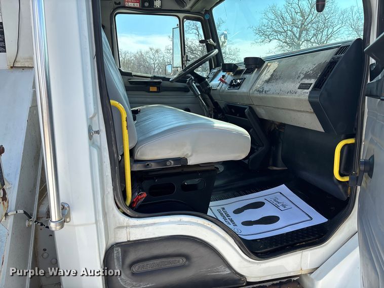 image for item FB3287 2003 Freightliner FL80 digger derrick truck