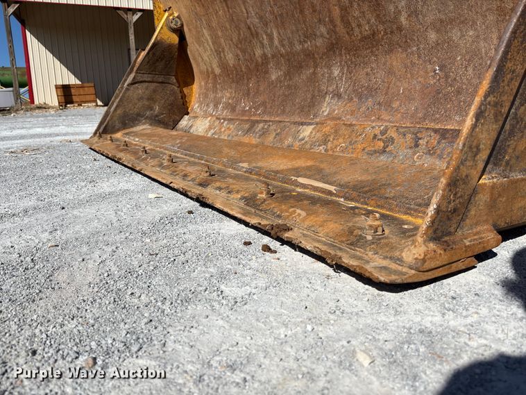 image for item FB3290 2017 John Deere 310SL HL backhoe