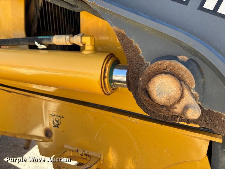 image for item FB3290 2017 John Deere 310SL HL backhoe