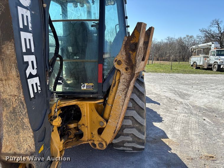 image for item FB3290 2017 John Deere 310SL HL backhoe