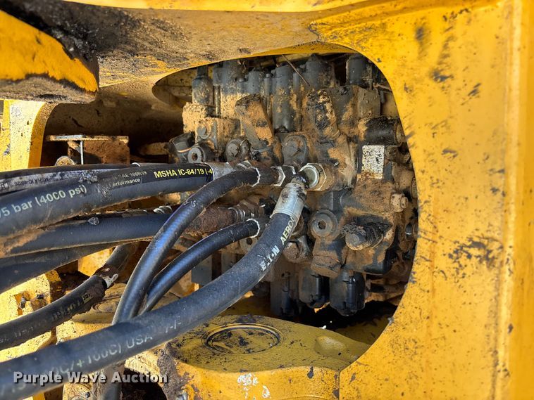 image for item FB3290 2017 John Deere 310SL HL backhoe