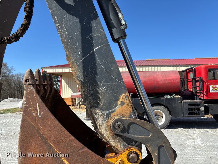 image for item FB3290 2017 John Deere 310SL HL backhoe