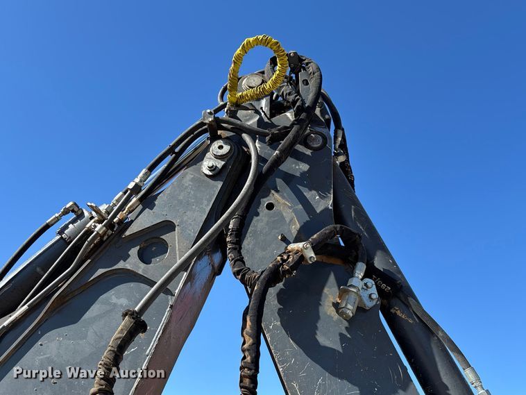 image for item FB3290 2017 John Deere 310SL HL backhoe