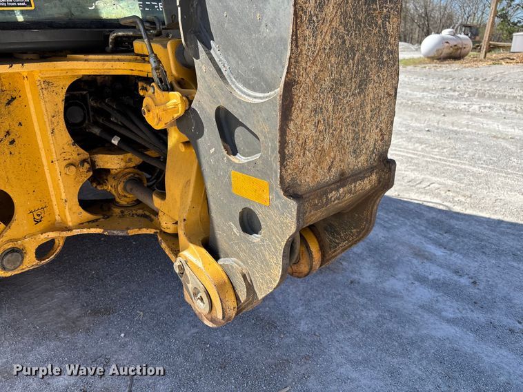 image for item FB3290 2017 John Deere 310SL HL backhoe