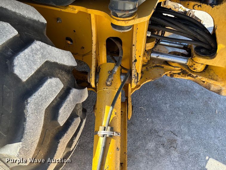 image for item FB3290 2017 John Deere 310SL HL backhoe