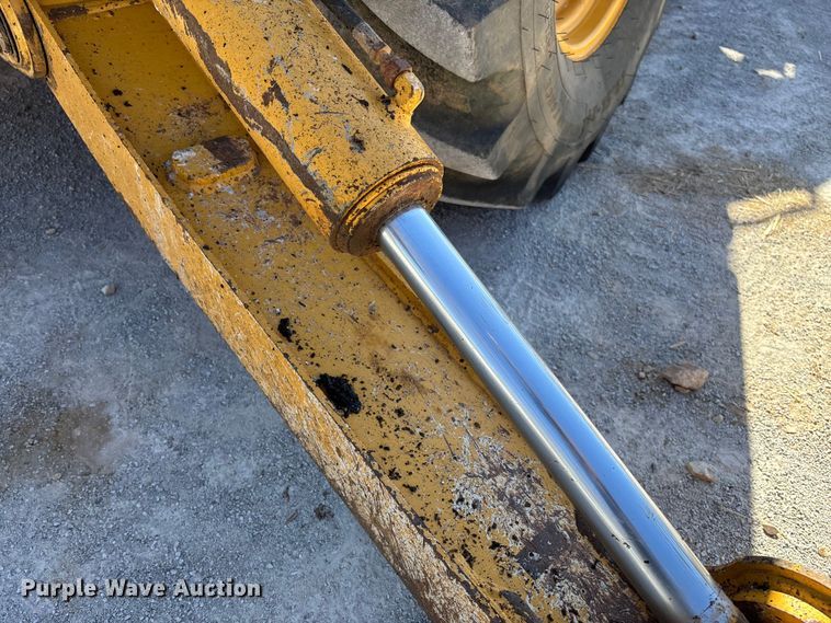 image for item FB3290 2017 John Deere 310SL HL backhoe