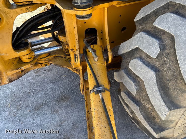 image for item FB3290 2017 John Deere 310SL HL backhoe