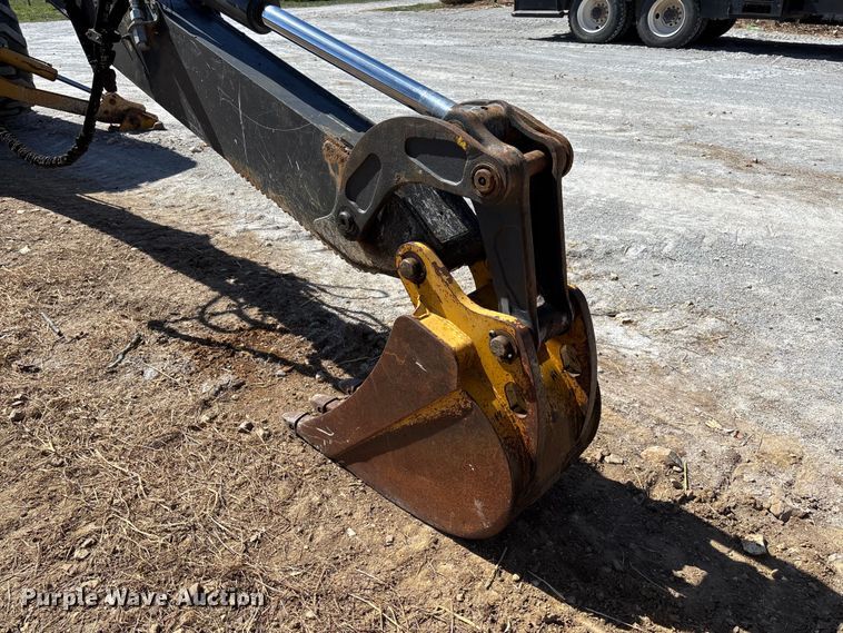 image for item FB3290 2017 John Deere 310SL HL backhoe