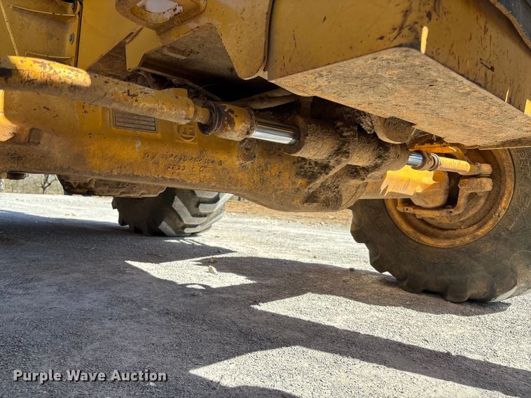 image for item FB3290 2017 John Deere 310SL HL backhoe