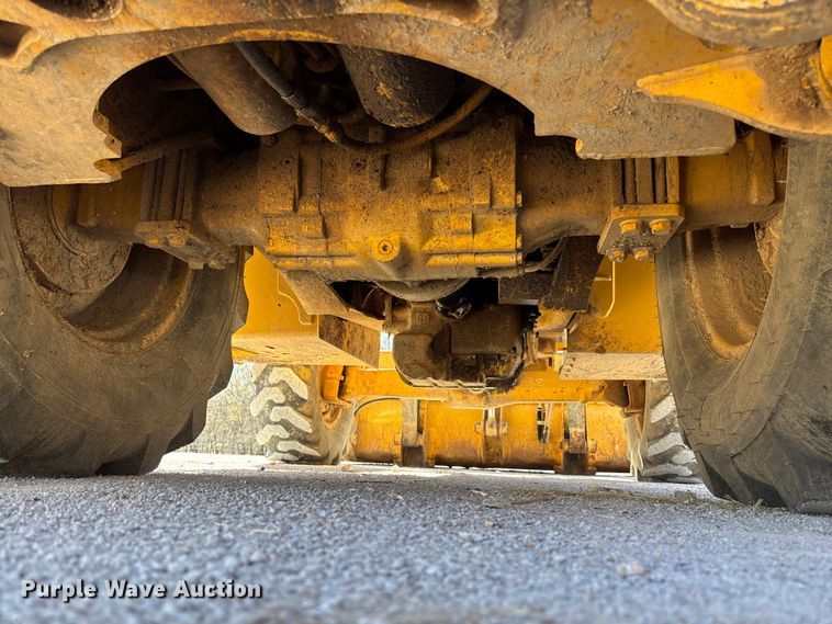 image for item FB3290 2017 John Deere 310SL HL backhoe