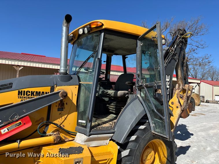 image for item FB3290 2017 John Deere 310SL HL backhoe