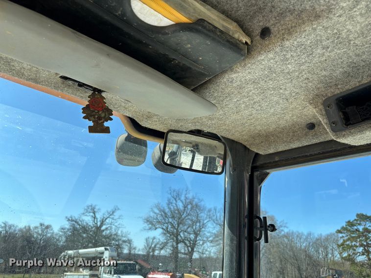 image for item FB3290 2017 John Deere 310SL HL backhoe