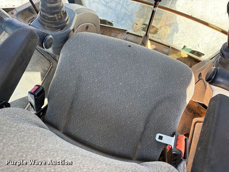 image for item FB3290 2017 John Deere 310SL HL backhoe