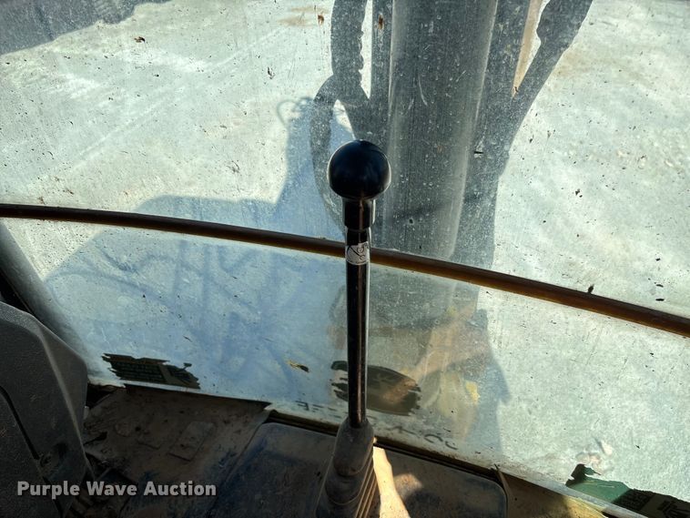 image for item FB3290 2017 John Deere 310SL HL backhoe