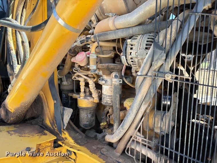 image for item FB3290 2017 John Deere 310SL HL backhoe