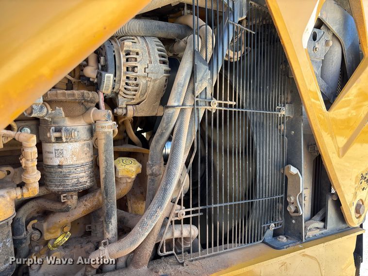 image for item FB3290 2017 John Deere 310SL HL backhoe