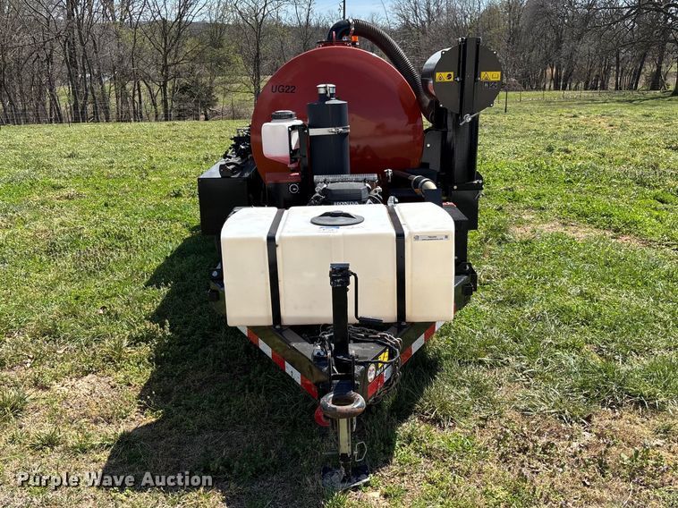 image for item FB3292 2024 Ditch Witch MV8 vacuum excavator