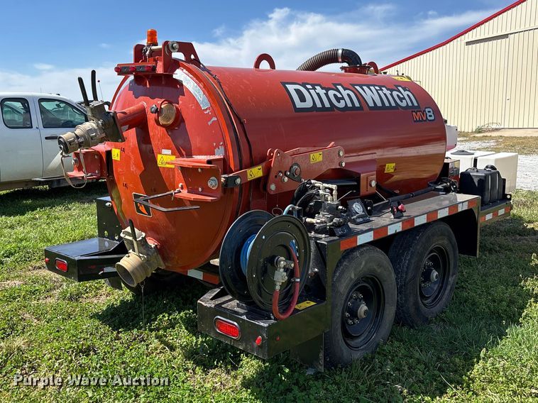image for item FB3292 2024 Ditch Witch MV8 vacuum excavator