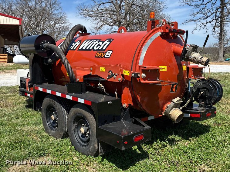 image for item FB3292 2024 Ditch Witch MV8 vacuum excavator