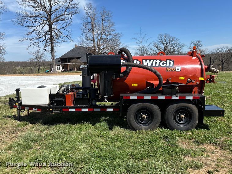 image for item FB3292 2024 Ditch Witch MV8 vacuum excavator