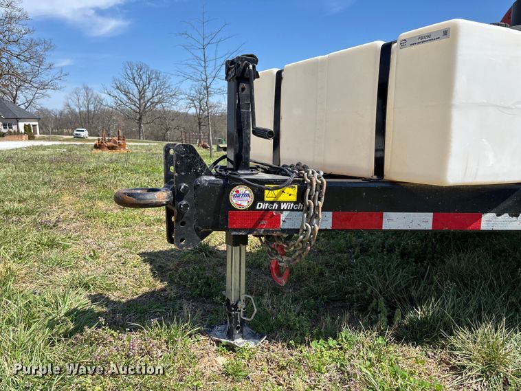 image for item FB3292 2024 Ditch Witch MV8 vacuum excavator