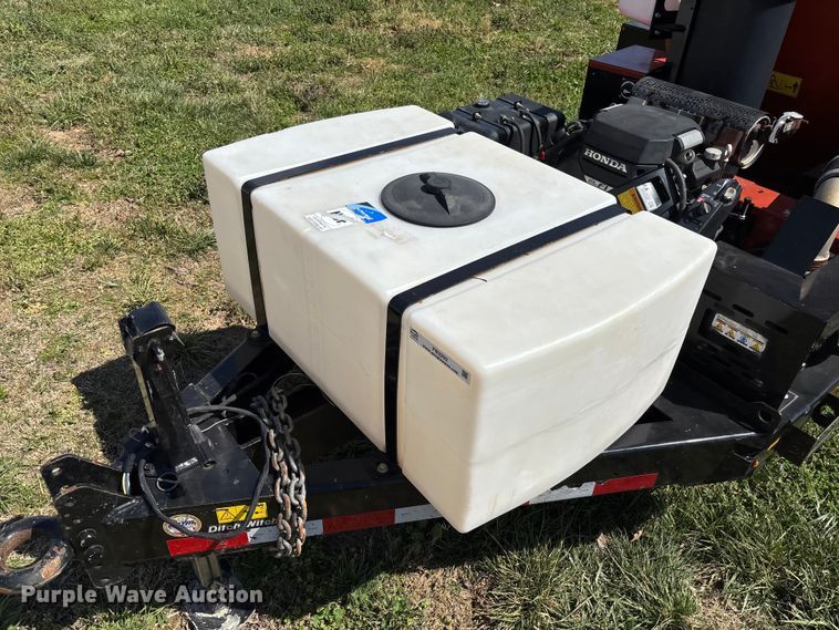 image for item FB3292 2024 Ditch Witch MV8 vacuum excavator