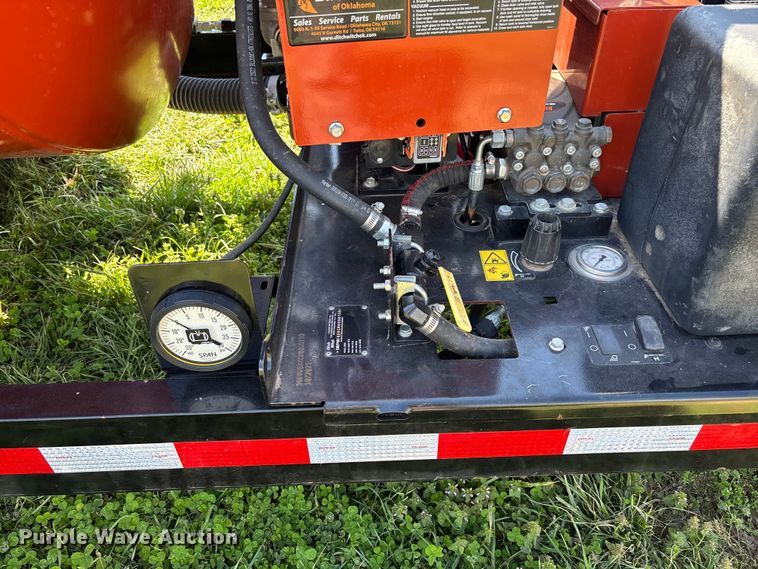 image for item FB3292 2024 Ditch Witch MV8 vacuum excavator