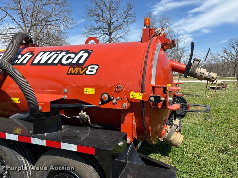 image for item FB3292 2024 Ditch Witch MV8 vacuum excavator