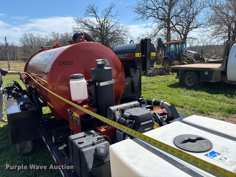 image for item FB3292 2024 Ditch Witch MV8 vacuum excavator