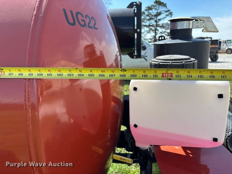 image for item FB3292 2024 Ditch Witch MV8 vacuum excavator