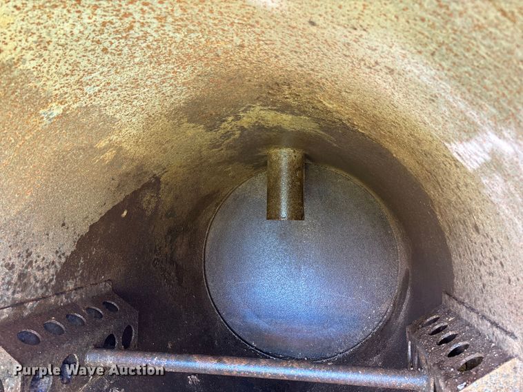 image for item FB3292 2024 Ditch Witch MV8 vacuum excavator