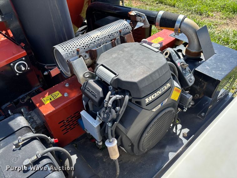 image for item FB3292 2024 Ditch Witch MV8 vacuum excavator